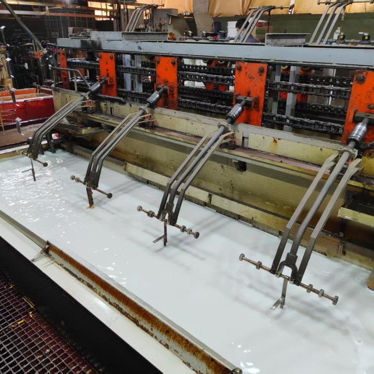 Proses elektroplating 8-langkah pencahayaan yang kuat: Meningkatkan kecantikan & daya tahan untuk lampu gantung dan liontin, lampu dinding, lampu meja dan lampu lantai